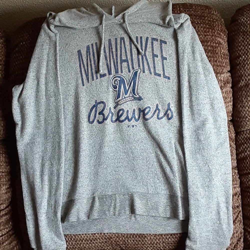 Fanatics Milwaukee Brewers Gray Hooded Sweatshirt